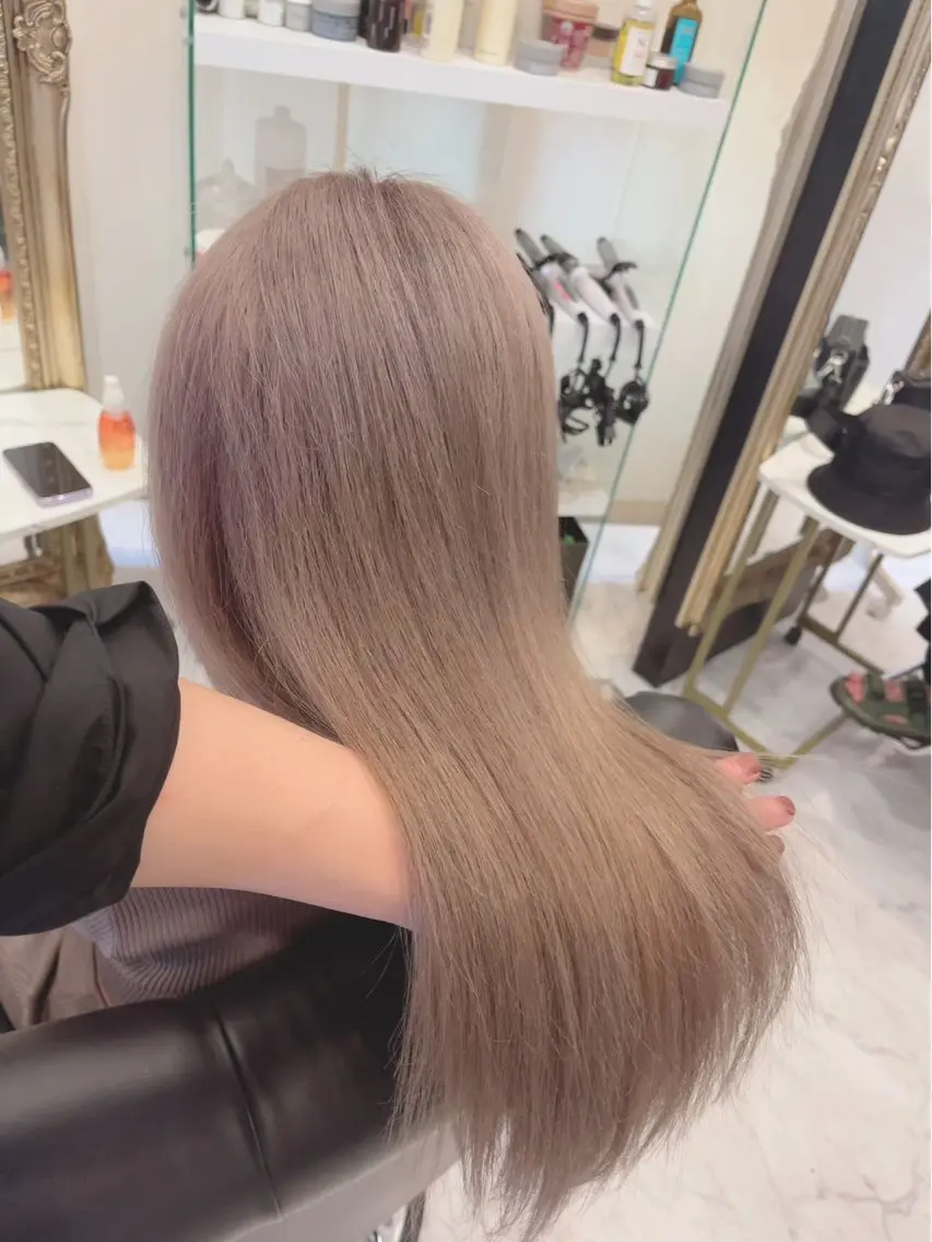 ロング カット ヘアカラー トリートメント 💎JADE GRACE💎のヘアスタイル