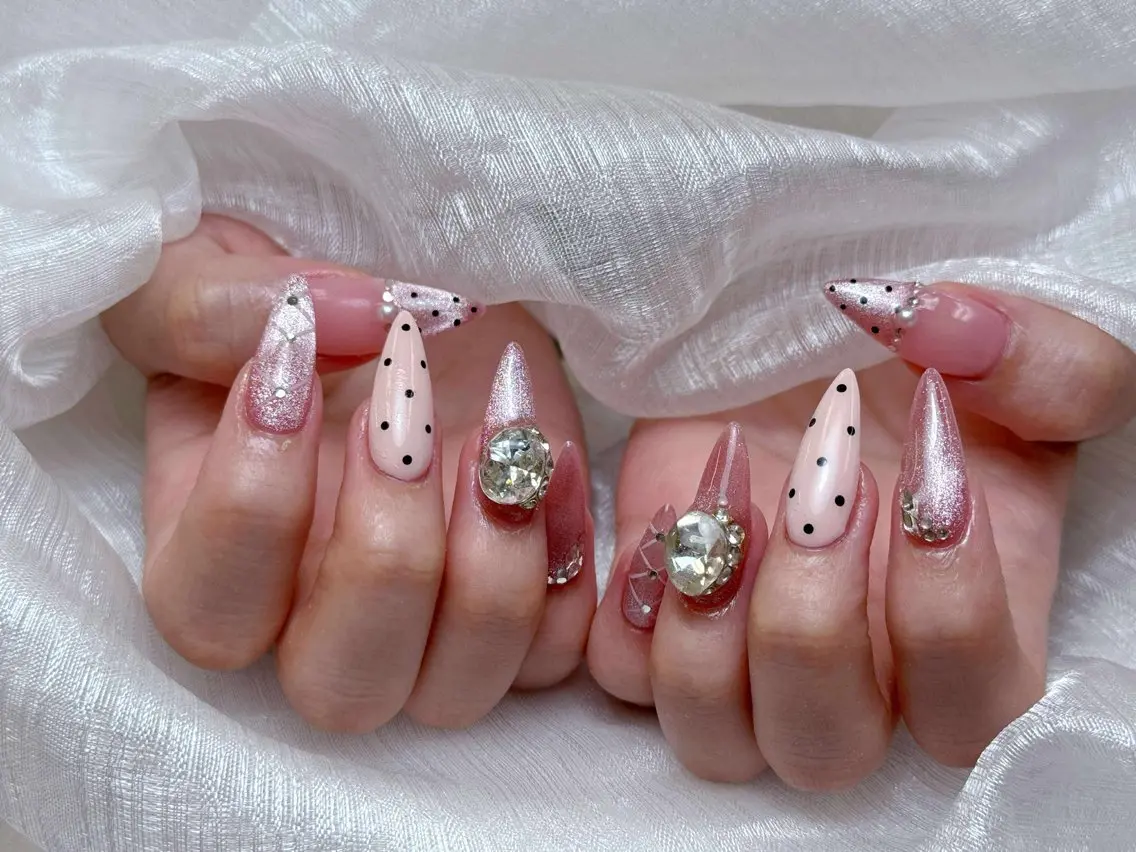 ネイル アートネイル 成人式 ジェルネイル ニュアンスネイル 夏ネイル ハンドネイル Jenn Nail Salonのネイルデザイン
