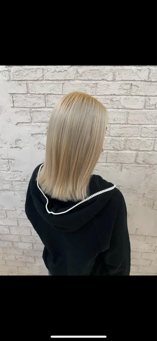【⭐️ブリーチするけど最大限に髪も綺麗に⭐️】ケアブリーチ＋TRでダメージを最小限に抑えてスペシャルケア‼️（カット無）の写真