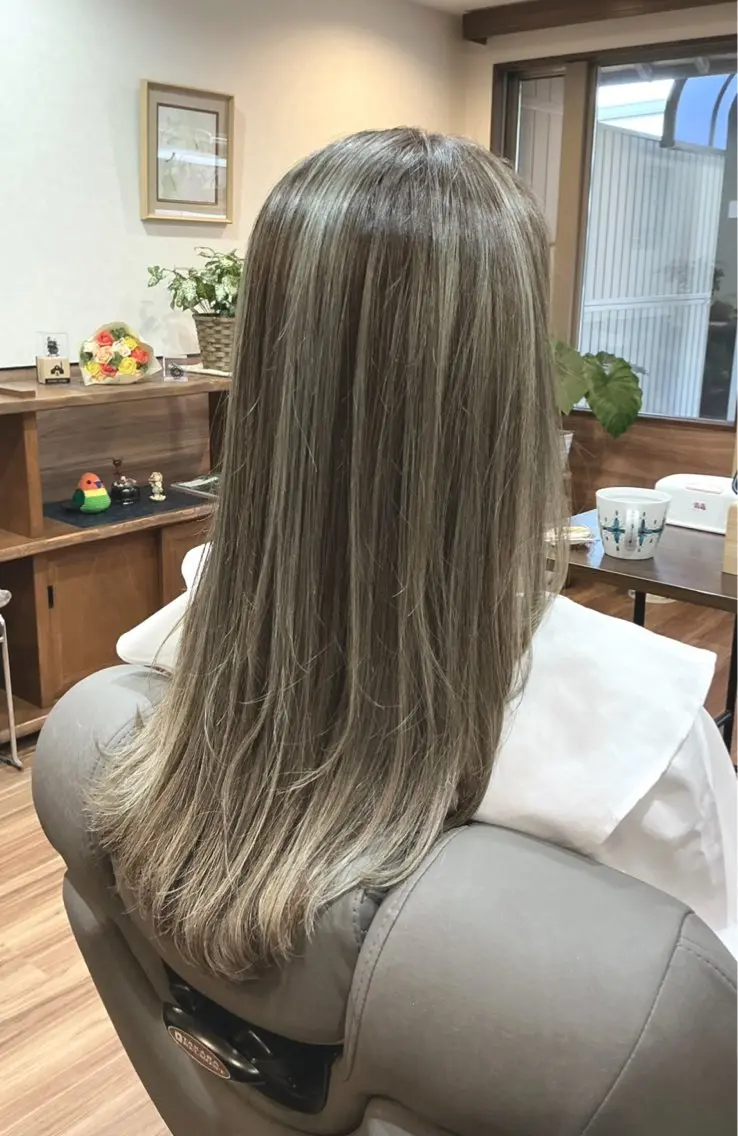 ロング カラー 縮毛矯正 Annon プライベートサロンのヘアスタイル