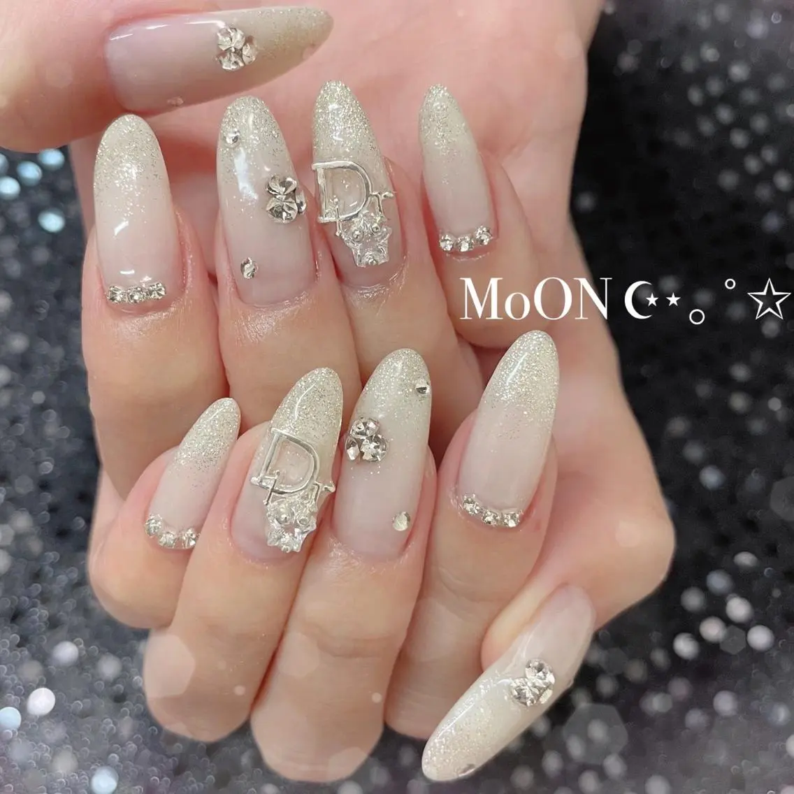 ネイル ハンドネイル ハンドケア MoON...❤︎ MeGuのネイルデザイン