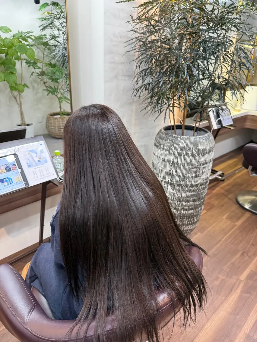 ロング 桑村 菜々のヘアスタイル