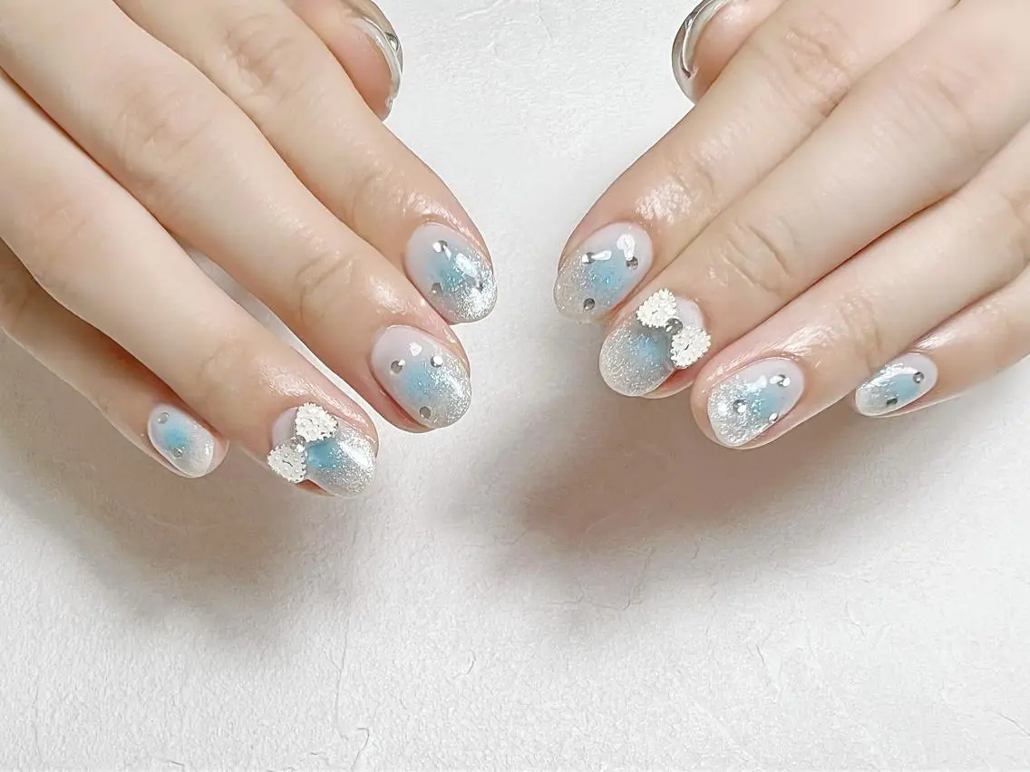 ネイル ブルー チークネイル グラデーション ハート マグネットネイル rouse nail RISATOのネイルデザイン
