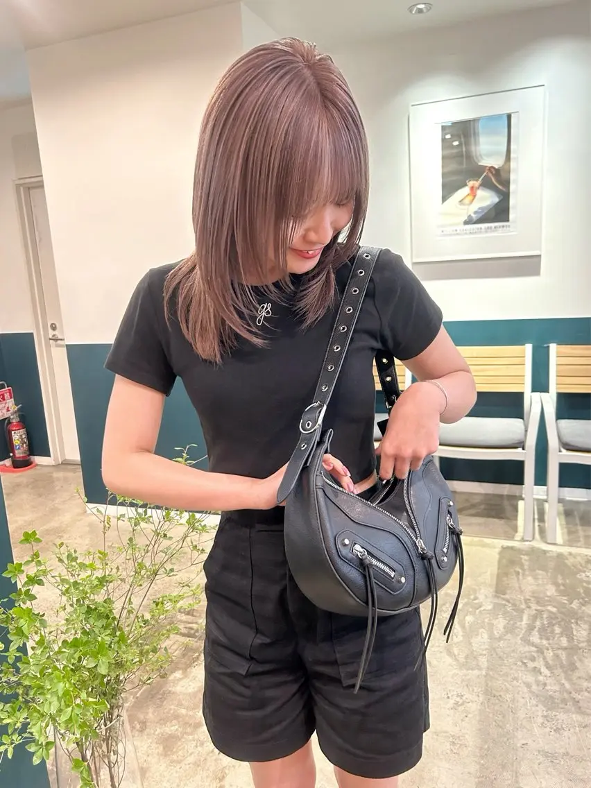 セミロング カラー グレージュ レイヤーカット カット ヘアカラー カラーリスト菅野 竜矢🌈のヘアスタイル