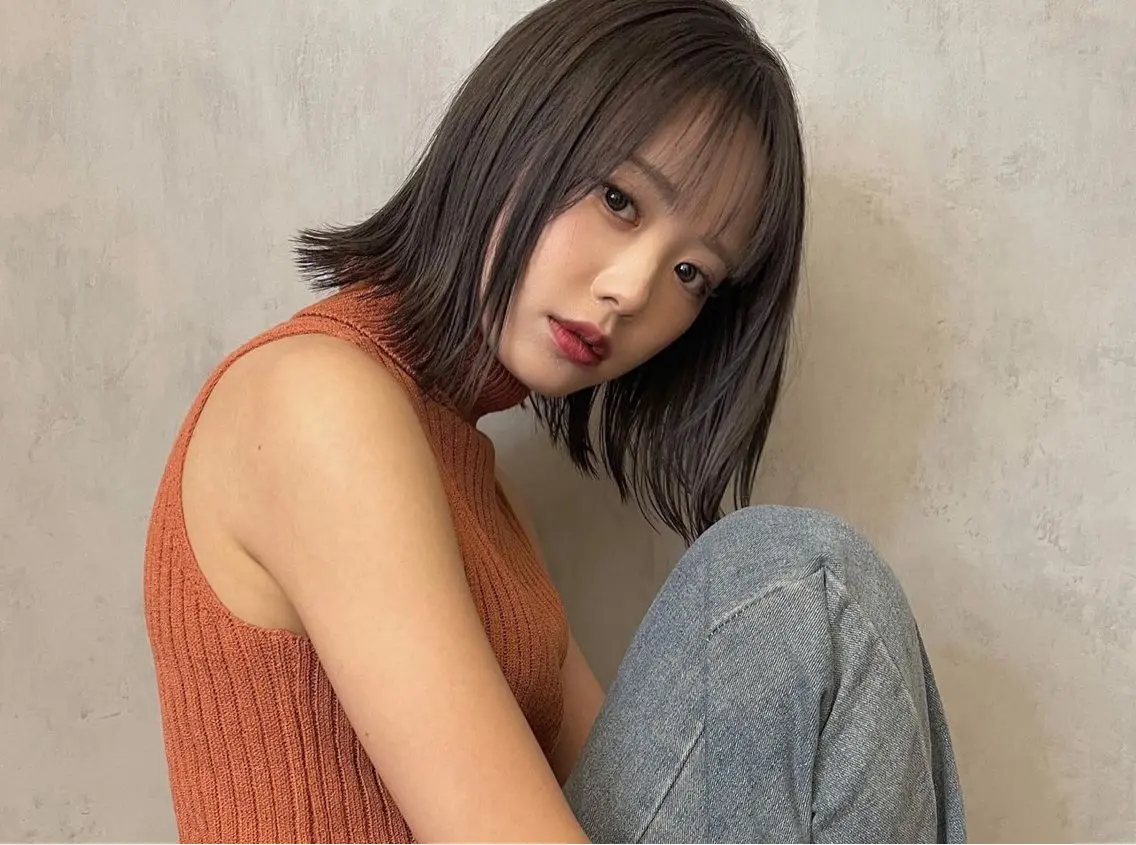 ミディアム 切りっぱなしボブ ボブ 栗栖 洸希のヘアスタイル