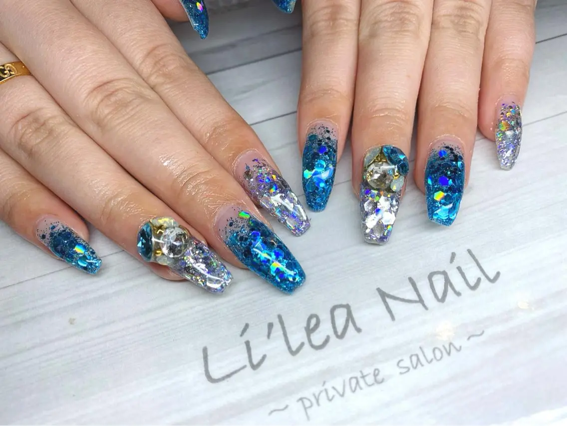 ネイル Li'leaNail AINAのネイルデザイン