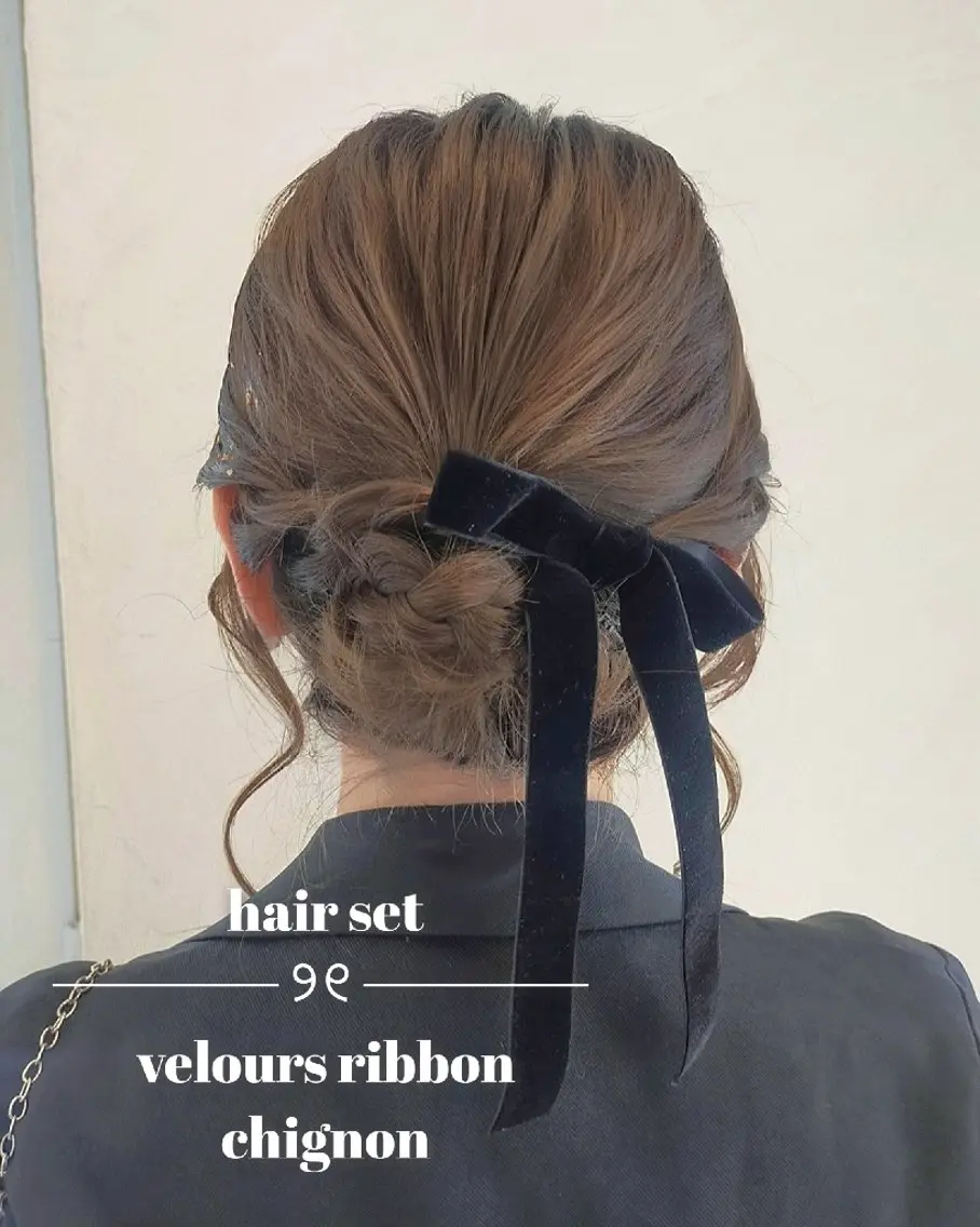 セミロング ヘアアレンジ ヘアセット SiLO 🎀 𝕂𝕒𝕟𝕟𝕒のヘアスタイル