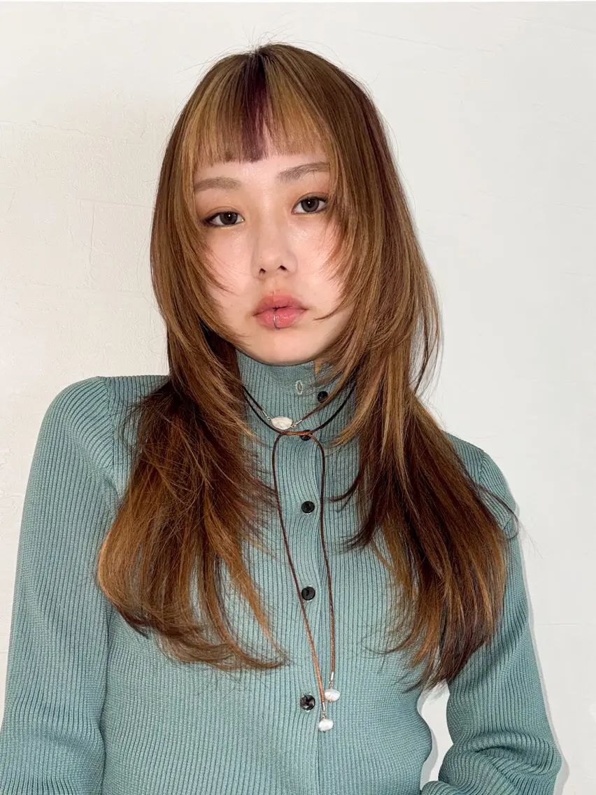 セミロング レイヤーカット カット ヘアカラー オリーブ/似合わせ/ 抜け感/神戸/山本のヘアスタイル