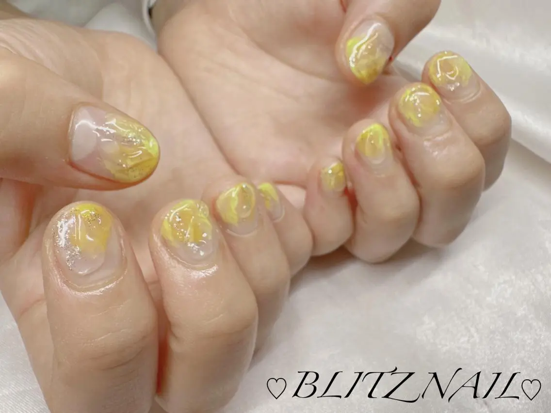 ネイル BLITZ Nail 岩田💅🏻✨のネイルデザイン