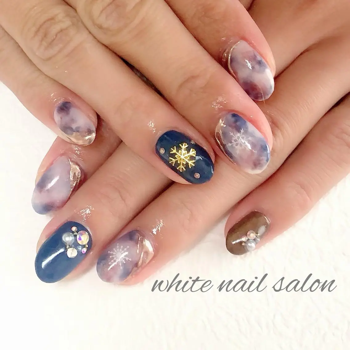 ネイル フットネイル ジェルネイル ハードジェル 持ち込み オフィスネイル white nail salonのネイルデザイン