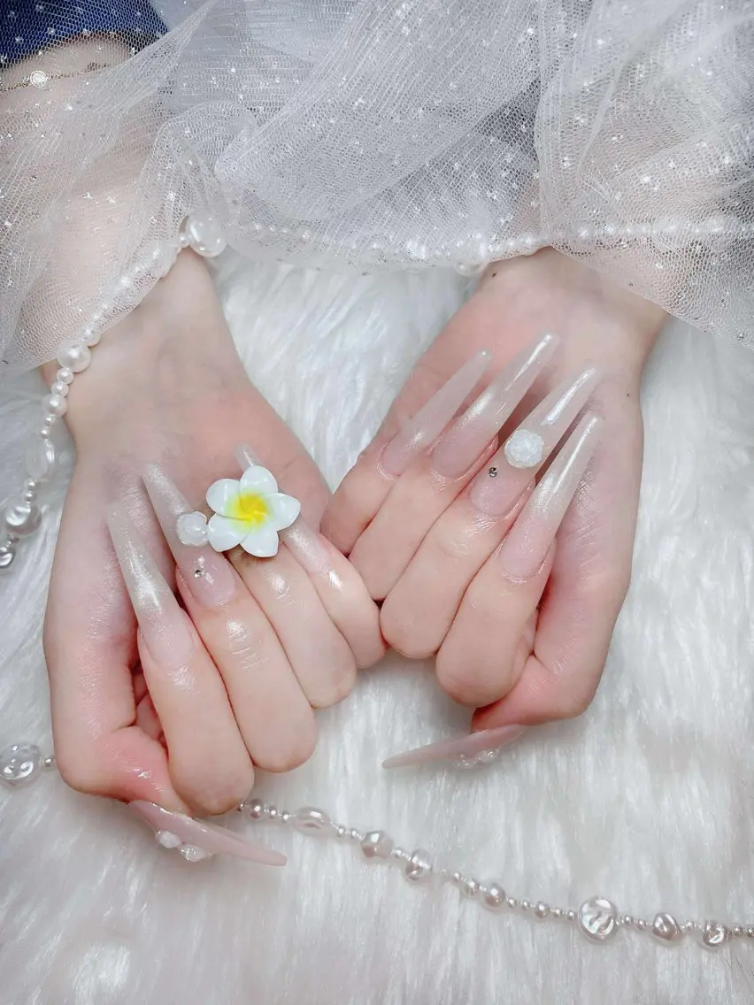 ネイル ハンドネイル Queen Nail Salonのネイルデザイン