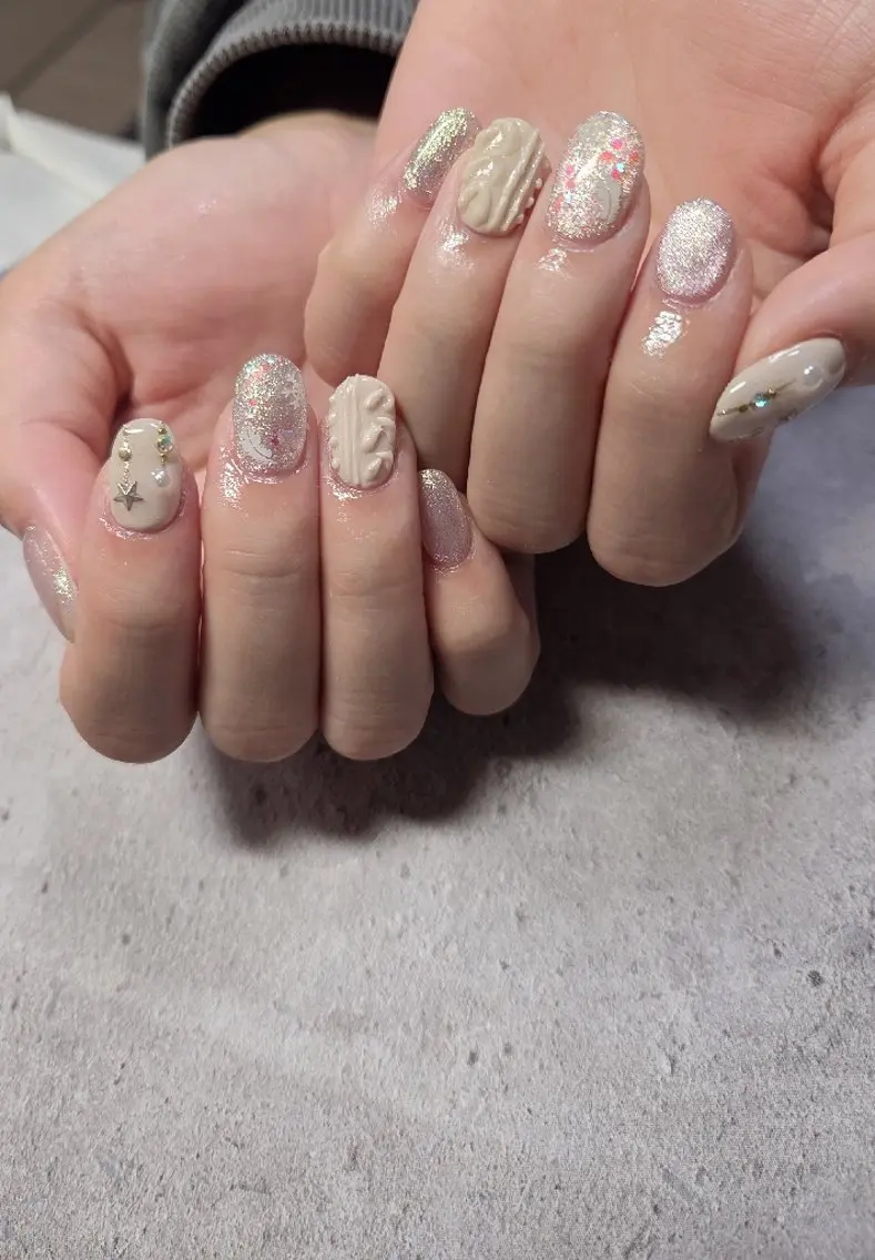 ネイル キラキラネイル マグネットネイル ぷっくりネイル シンプルネイル ブライダルネイル ハンドネイル flure de neige yukiのネイルデザイン