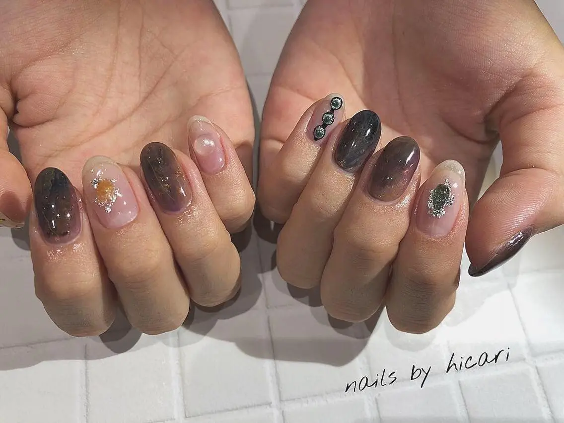 ショート カラー キッズ ネイル マツエク・マツパ illum hicariのネイルデザイン