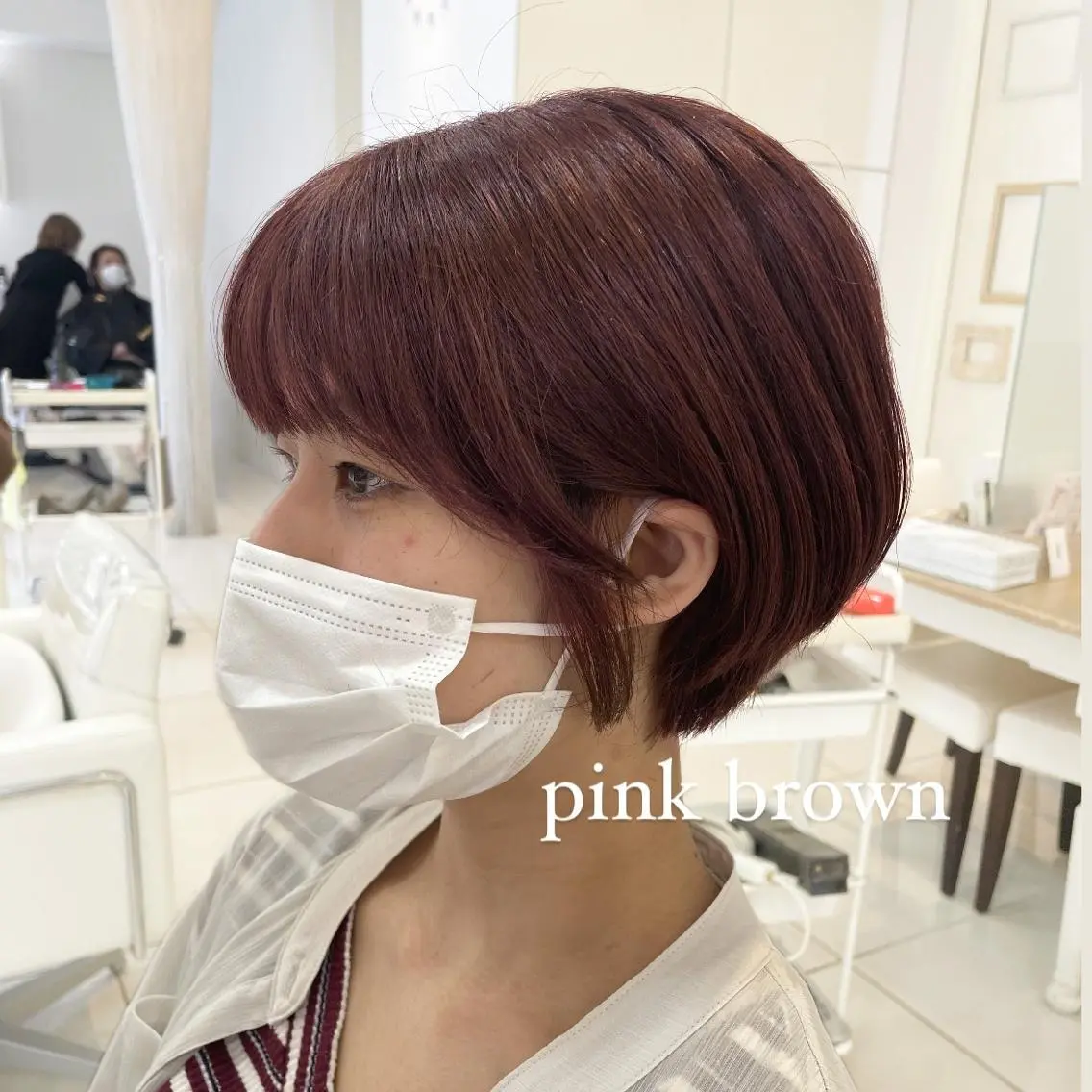 ショート カラー ブラウンカラー ピンクカラー ピンクブラウン BiBi 藪 菜月のヘアスタイル