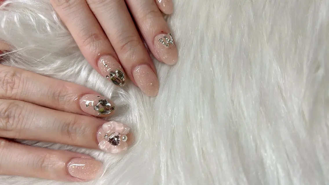 ネイル 《LB》ラブリエ Nail&eyeのマツエク・マツパデザイン
