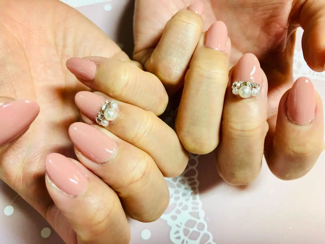 ネイル ブライダルネイル 🌿Nnail🌿 プライベートサロンのネイルデザイン