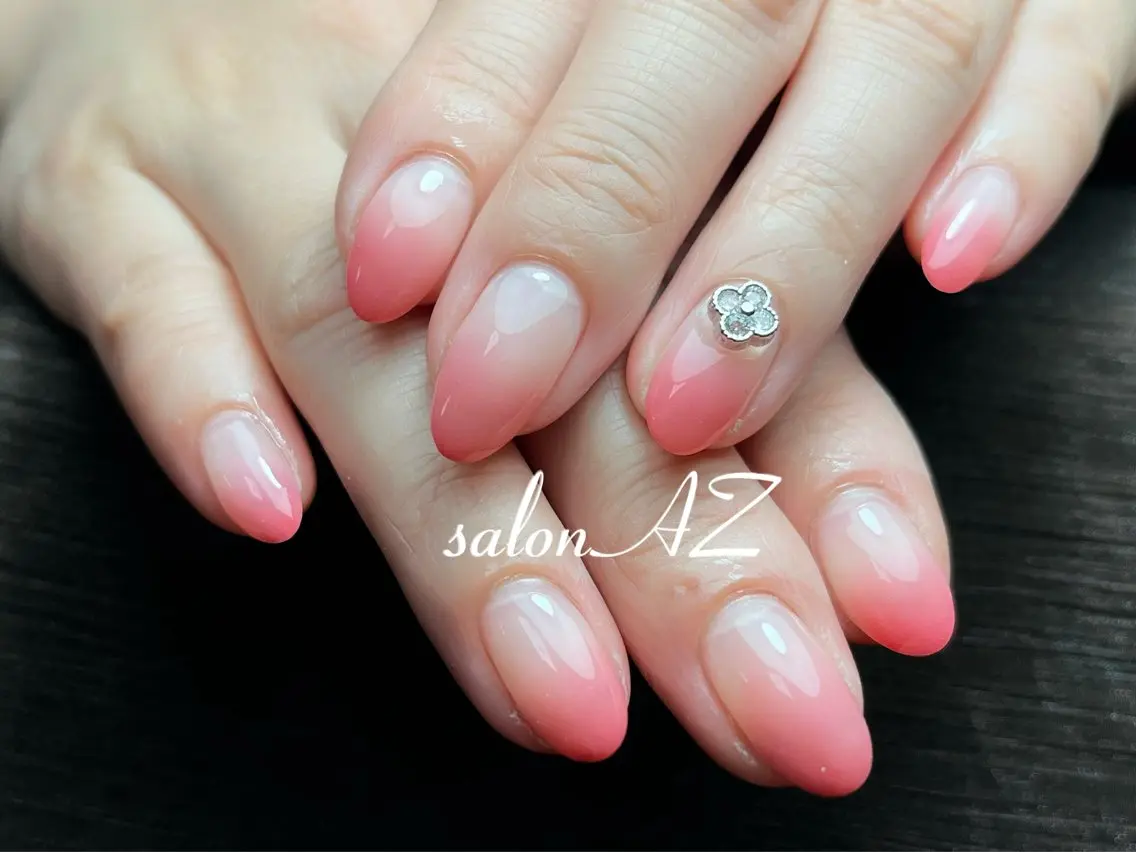 ネイル 長さ出し フットネイル フレンチネイル ジェルネイル マグネットネイル salon AZのネイルデザイン