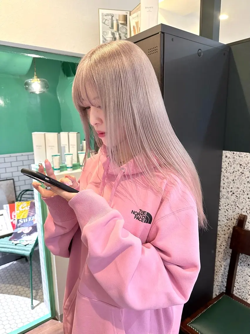 💎ペールトーンカラー💎(ケアブリーチ2回➕カラー)✨前処理トリートメント付きの写真