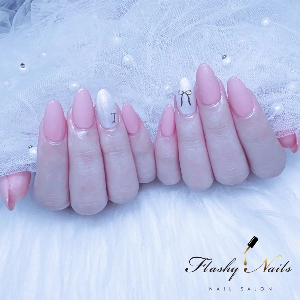 ネイル Flashy Nailsのマツエク・マツパデザイン