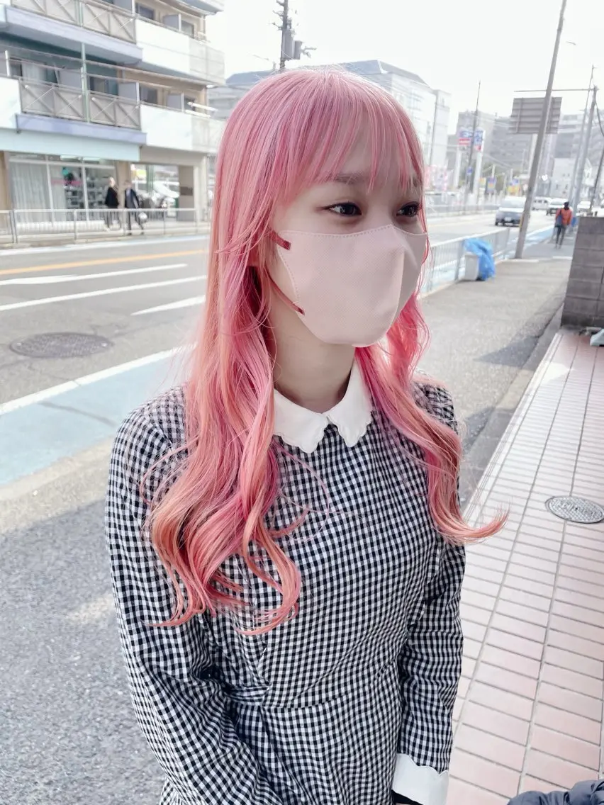 ロング popi 片岡のヘアスタイル