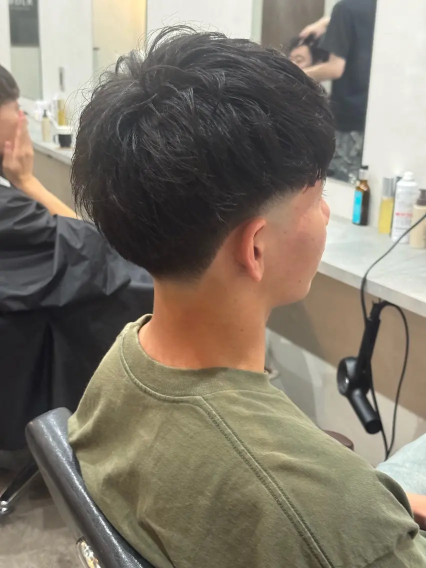 ショート メンズ フェードカット カット 鈴木 陸のヘアスタイル