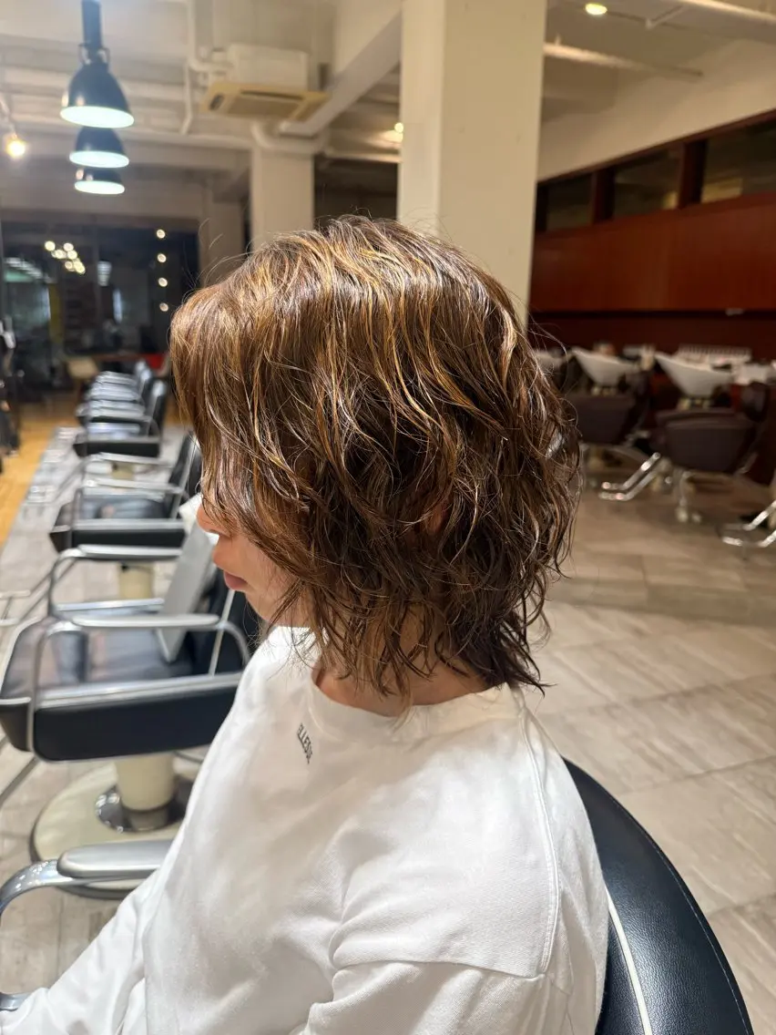 パーマ 西田 夏望のヘアスタイル