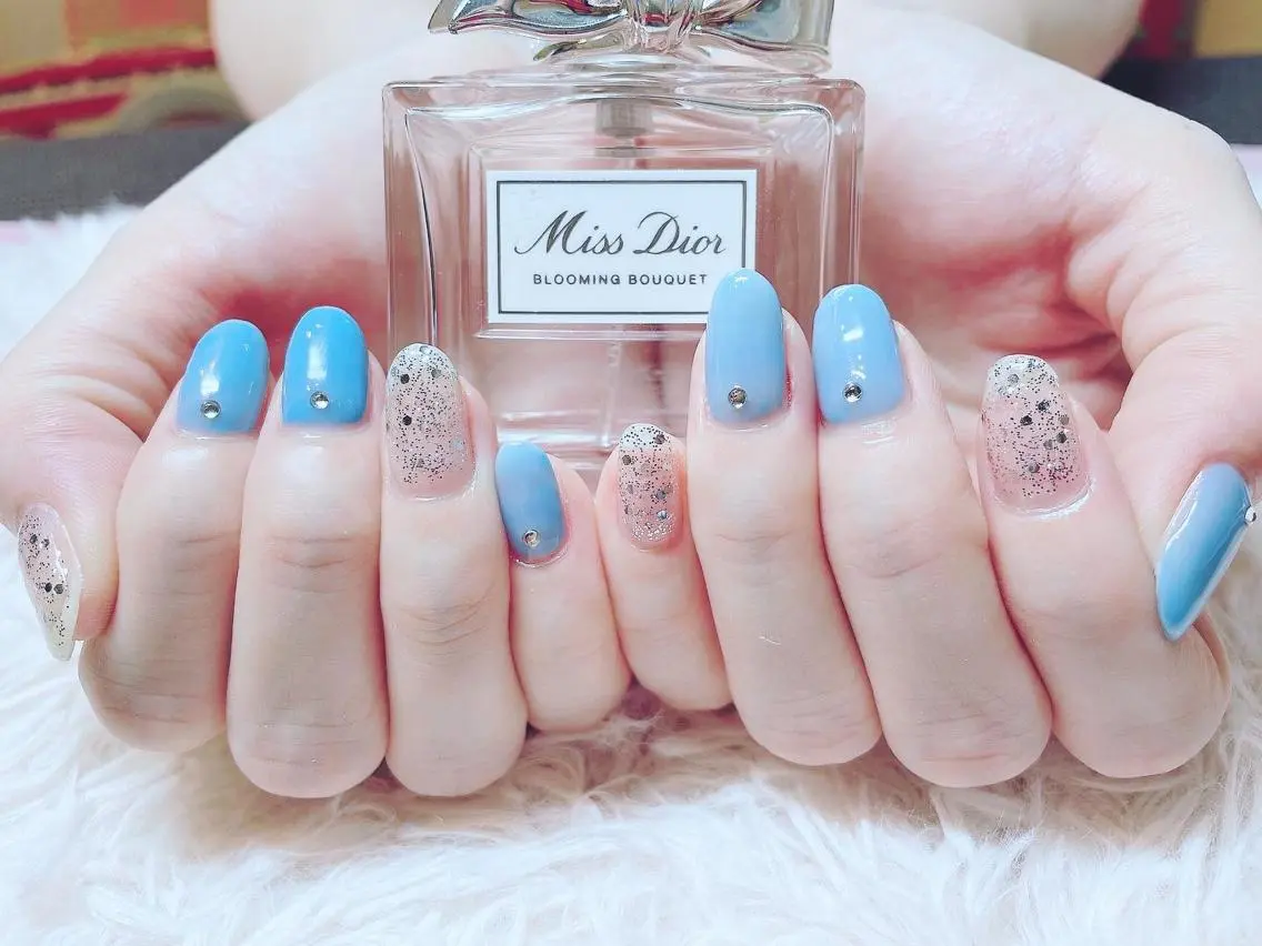 ネイル 頑張る女性の味方✴︎ M.i nail ♡のネイルデザイン