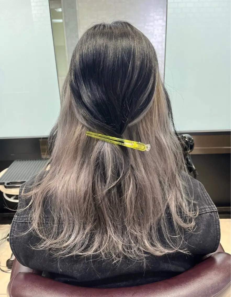 🌈インナーカラー初心者さんもおすすめ💓ダメージレスブリーチ使用🎨の写真
