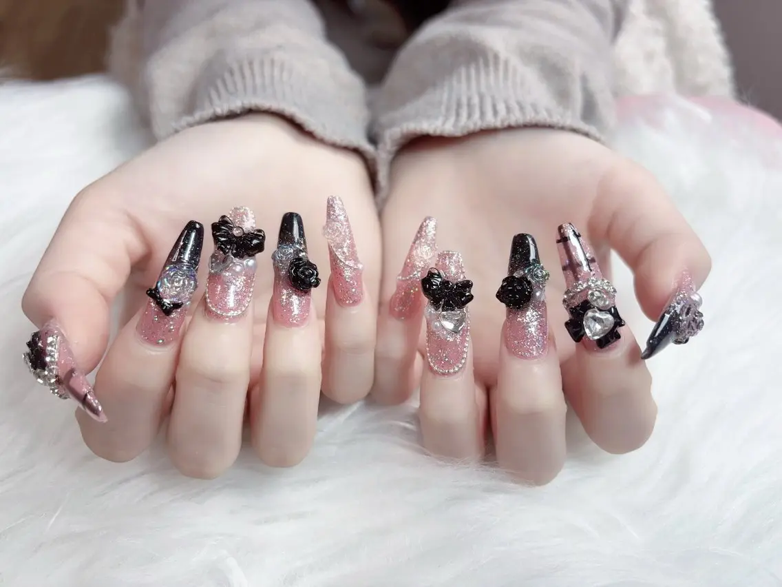 ネイル Rin.nails ネイルサロンのネイルデザイン