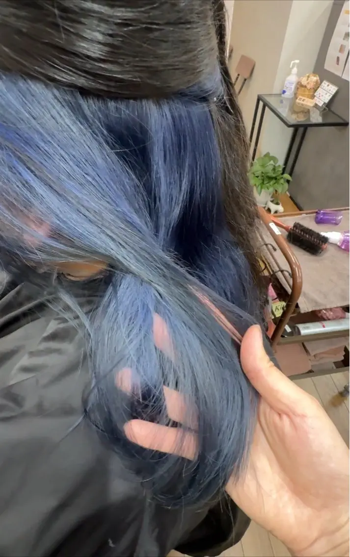 ロング カラー インナーカラー ネイビーカラー TELA HAIR 幕張本郷店 澤田のヘアスタイル