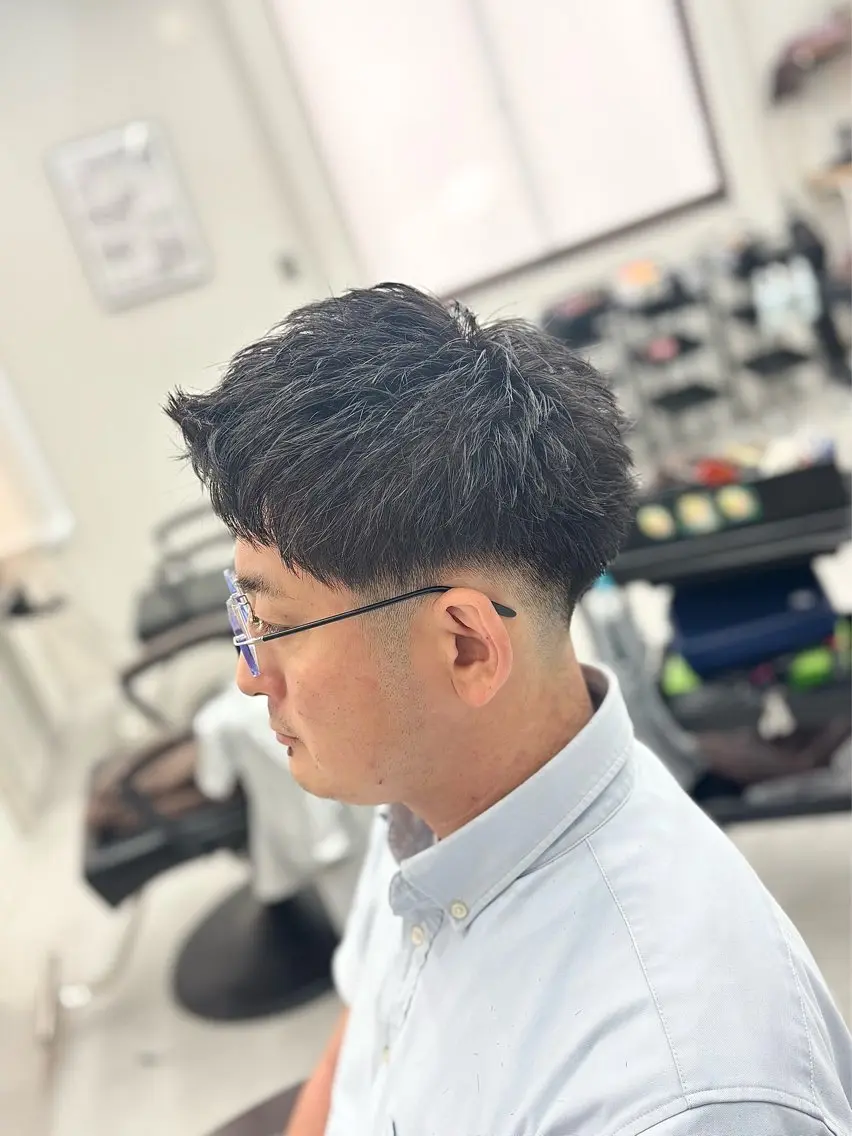 メンズ アップバング ビジネス フェードカット 刈り上げ カット KanedaRio パーマ/フェードのヘアスタイル