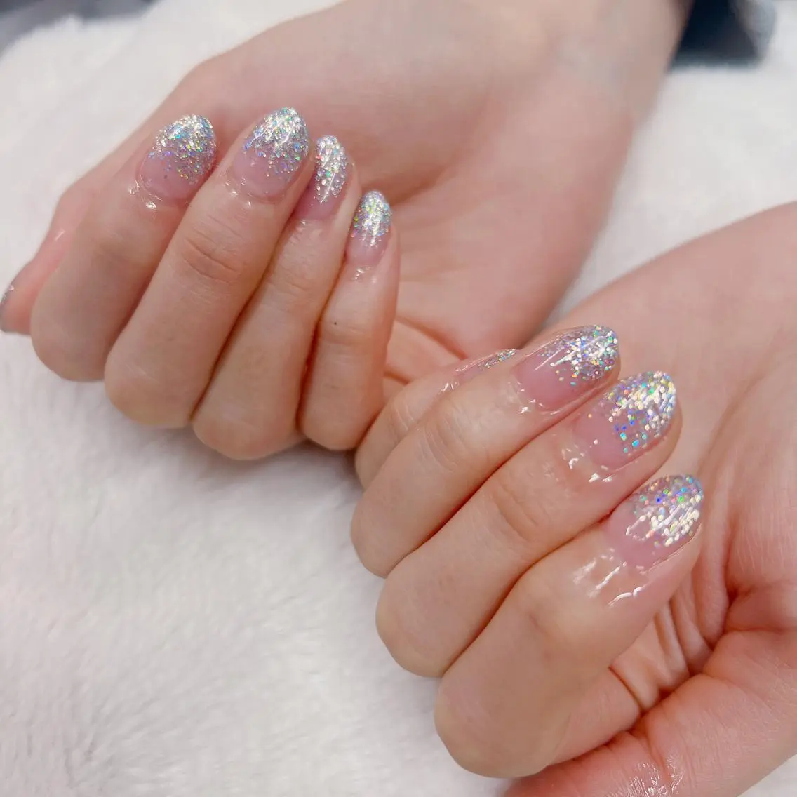 ネイル ラメ(グリッター) ラメグラデーション ハンドネイル Emi lyのネイルデザイン