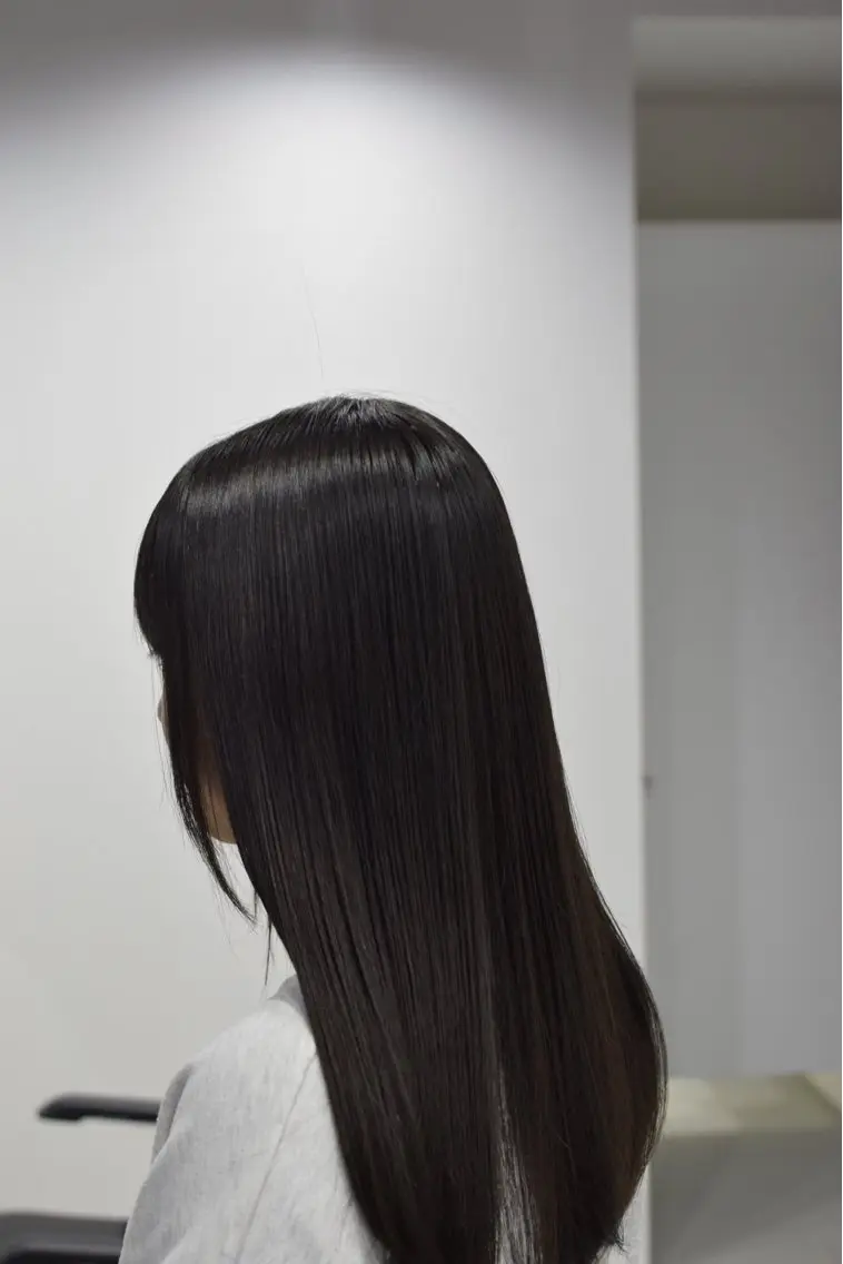 ロング 縮毛矯正 トリートメント Shiro RENのヘアスタイル