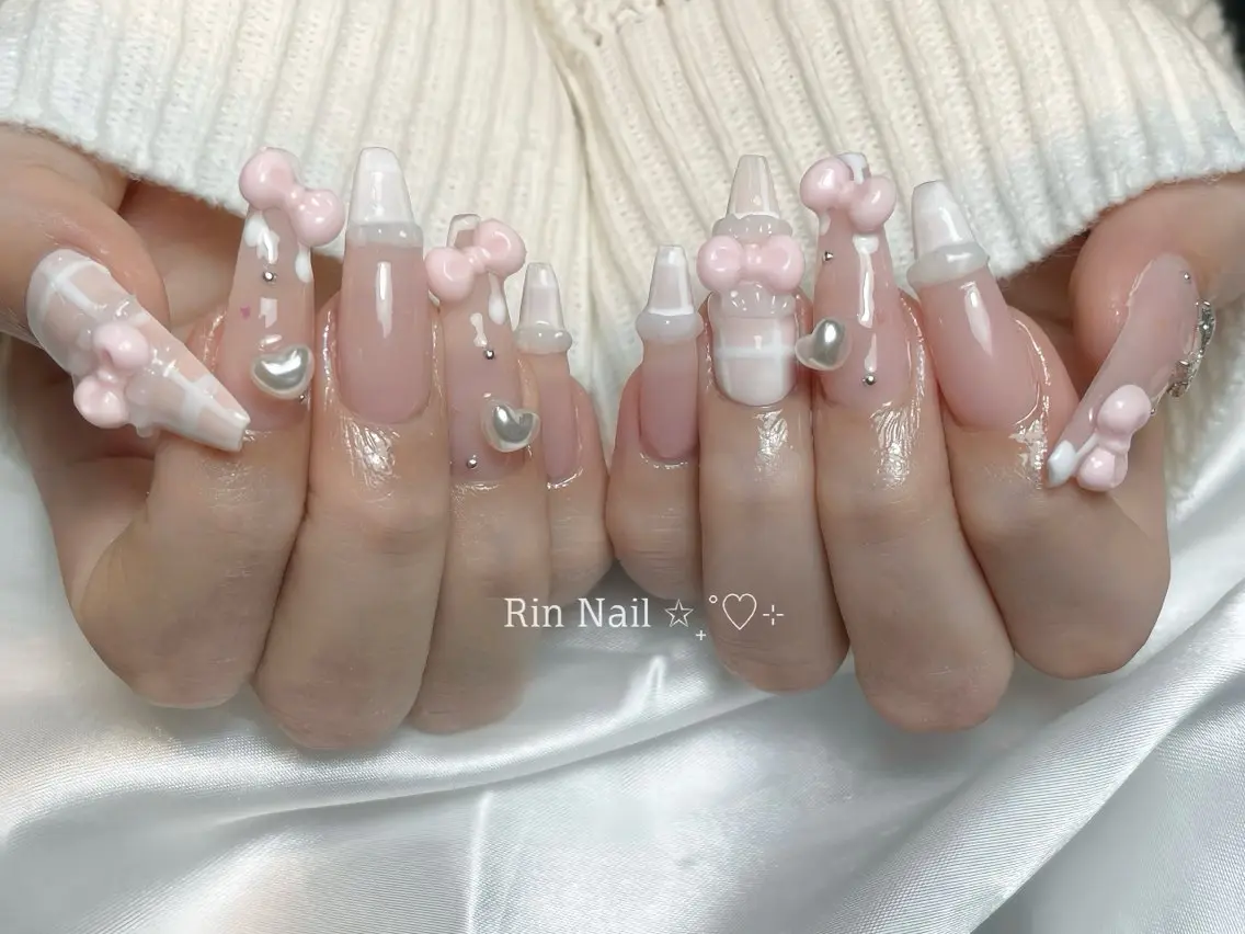 ネイル チークネイル 桜ネイル クリアネイル ドット フラワーネイル フエン Rinネイルのネイルデザイン