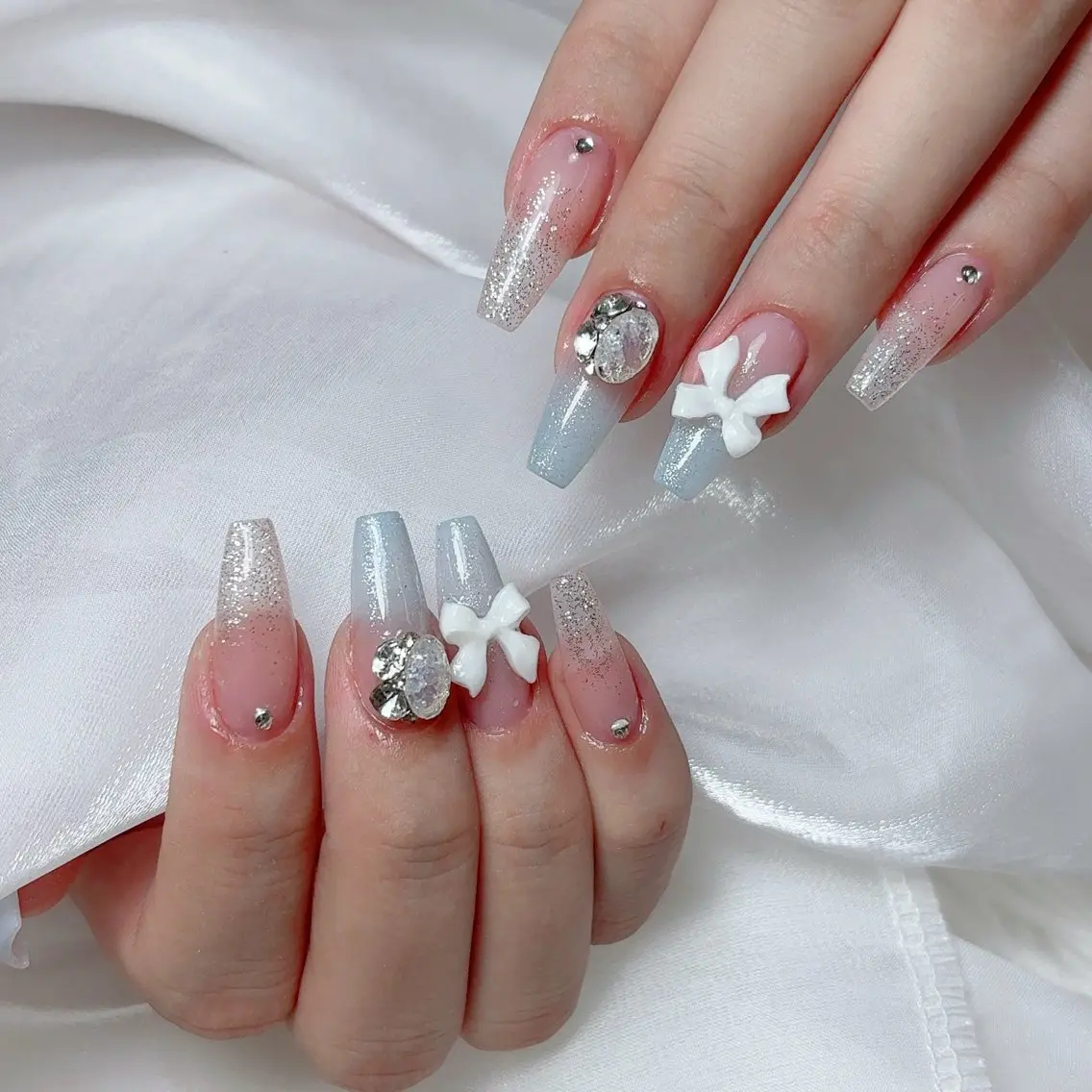 ネイル 🎀M nails✨ ビューティーのネイルデザイン