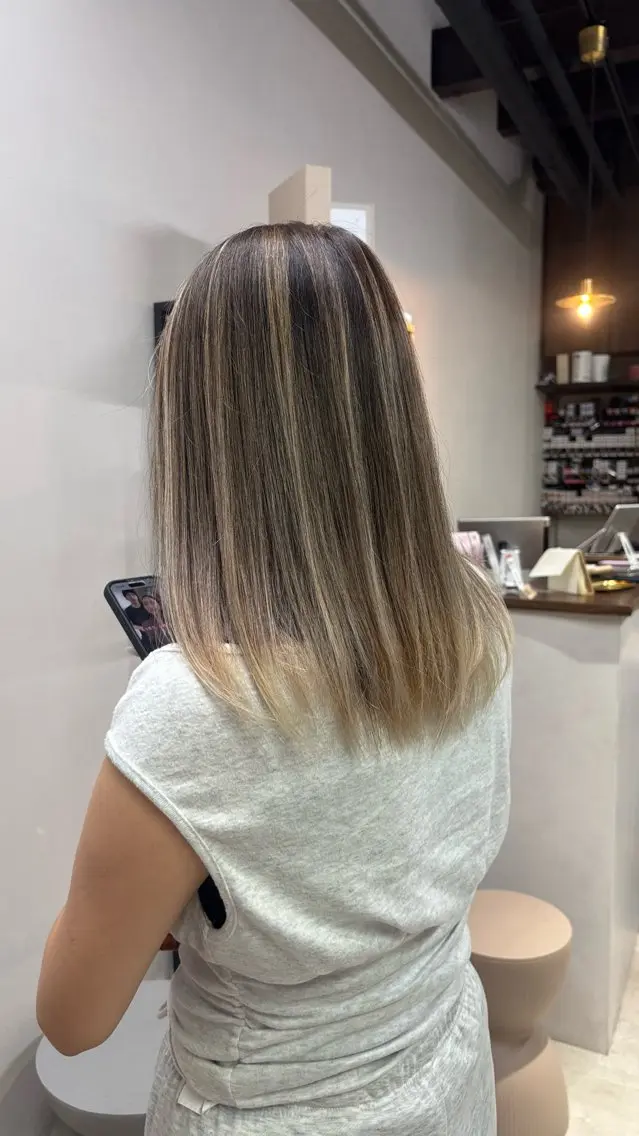 ミディアム カラー ヘアカラー 🐼 こゆきのヘアスタイル