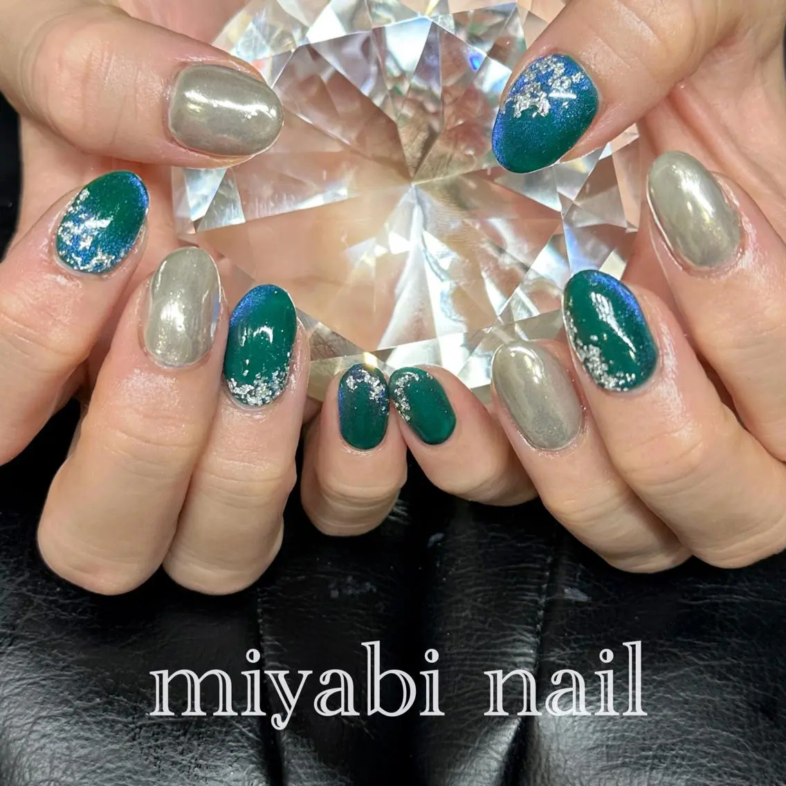 ネイル ブルー ジェルネイル グリーン マグネットネイル ミラーネイル ハンドネイル miyabi nail 桂川駅近くのネイルデザイン