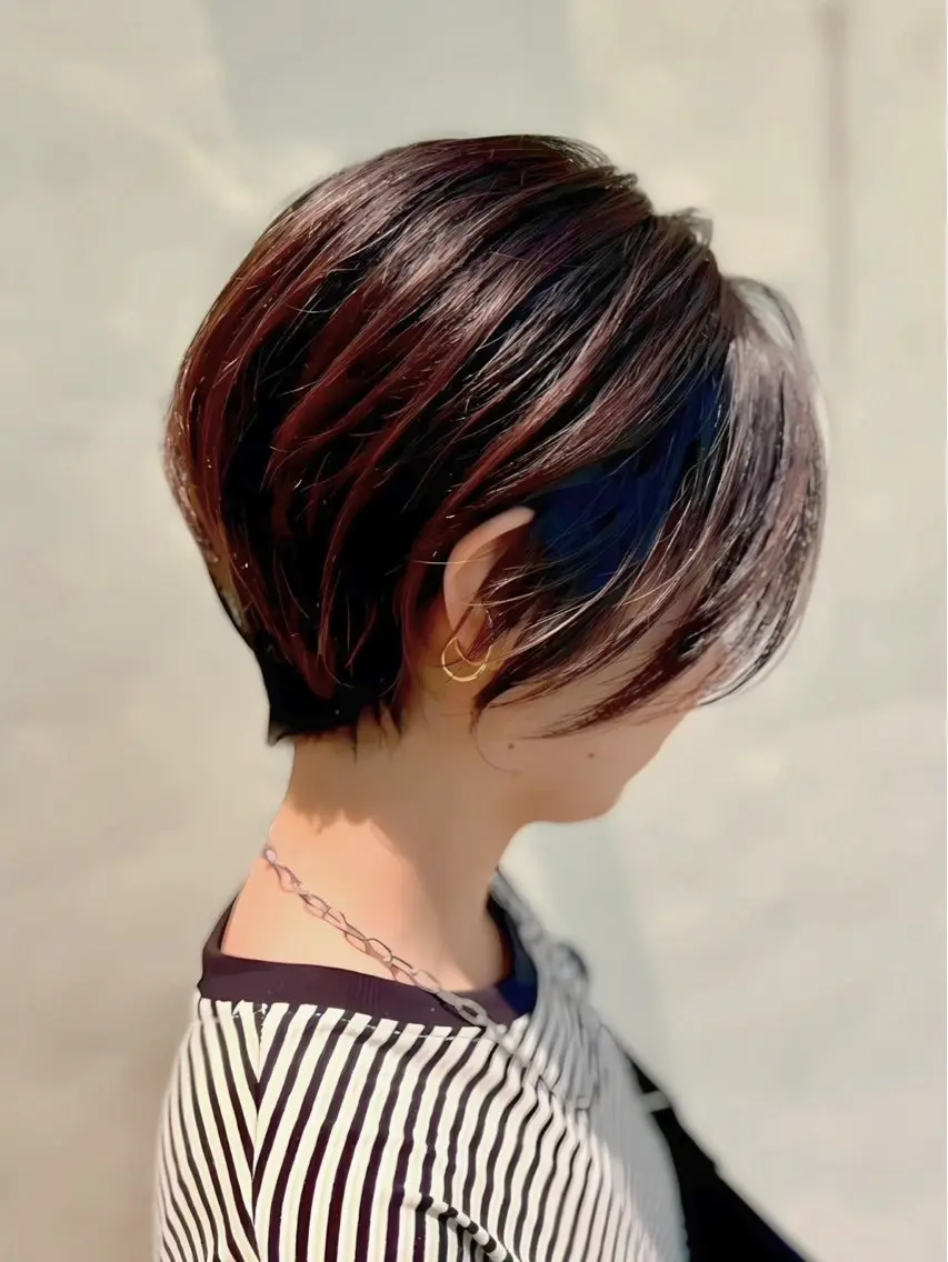 ショート カラー 川原 瑠茄のヘアスタイル
