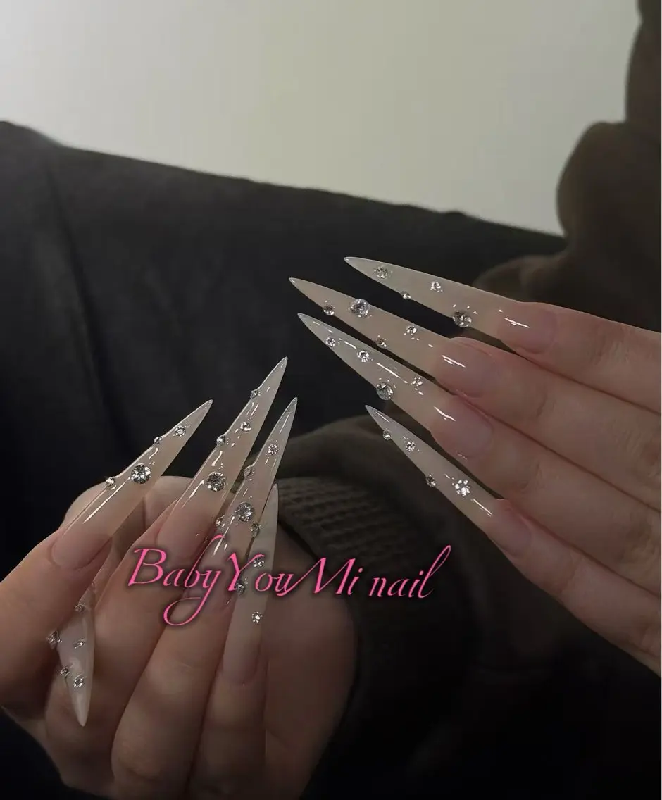 ネイル オーロラネイル チークネイル 成人式 フットネイル フレンチネイル ハンドネイル BabyYouMi nailのネイルデザイン