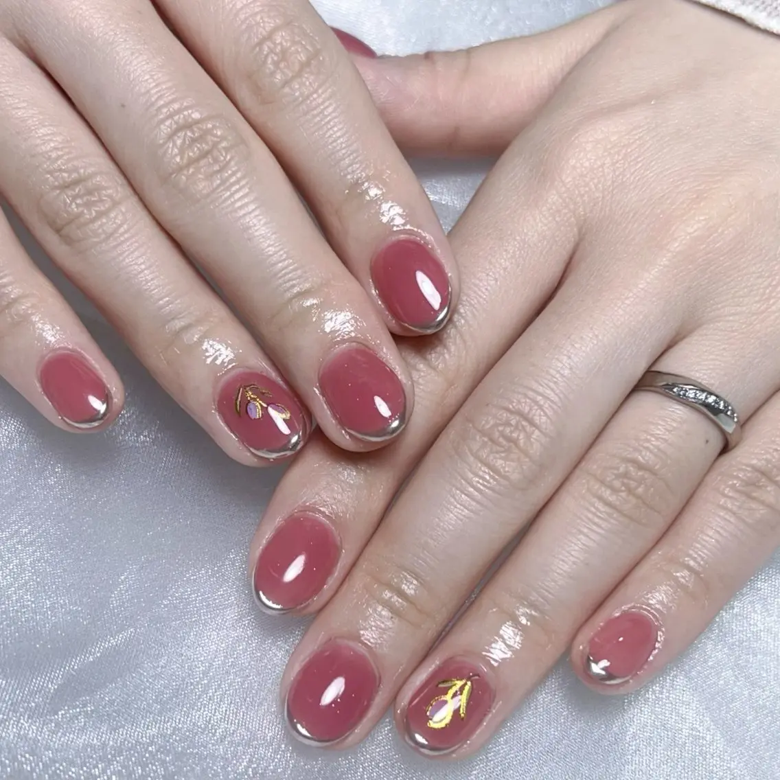 メンズ ネイル メンズ韓国風 アートネイル オーロラネイル ガーリー キラキラネイル ハンドネイル Nail salon 木にいるのネイルデザイン