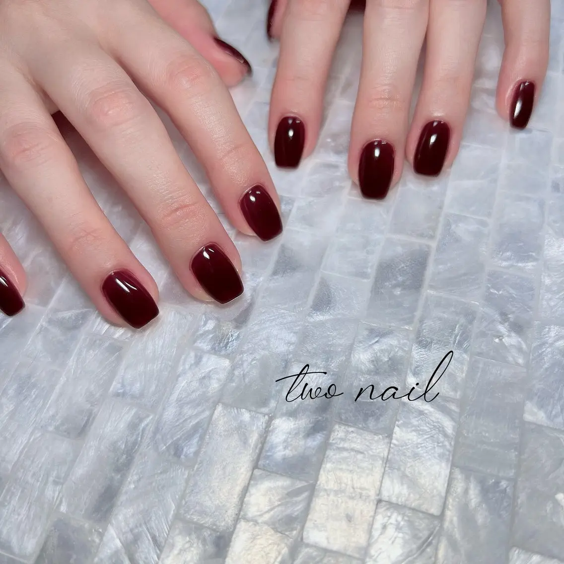 ネイル ネイルチップ ホワイト ハンドネイル two nailのネイルデザイン
