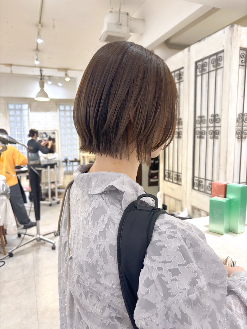 ミディアム カラー レイヤーカット カット ヘアカラー トリートメント 結莉/ボブ/ 縮毛矯正のヘアスタイル