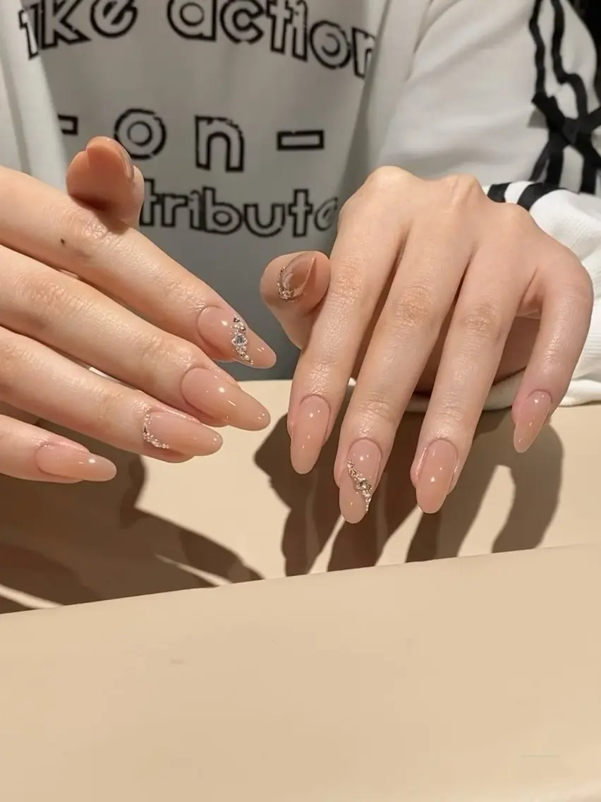 ネイル フラワーネイル フレンチネイル ジェルネイル ガラスフレンチ ハート ハンドネイル BabyYouMi nailのネイルデザイン