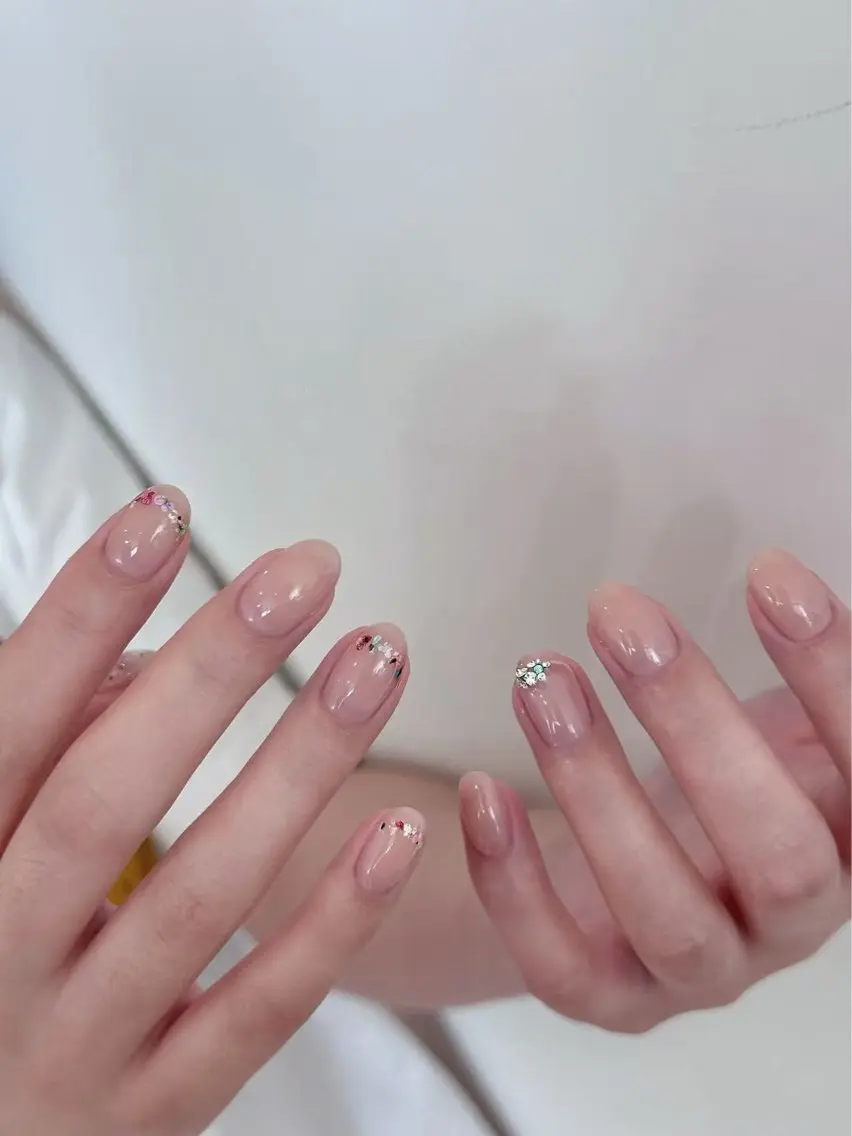 ネイル フラワーネイル ジェルネイル ワンカラーネイル 春ネイル ハンドネイル Emily Garden 六本木のネイルデザイン
