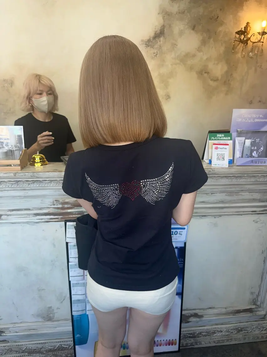 ミディアム カラー ブリーチ marie-anne 浜松元目店のヘアスタイル