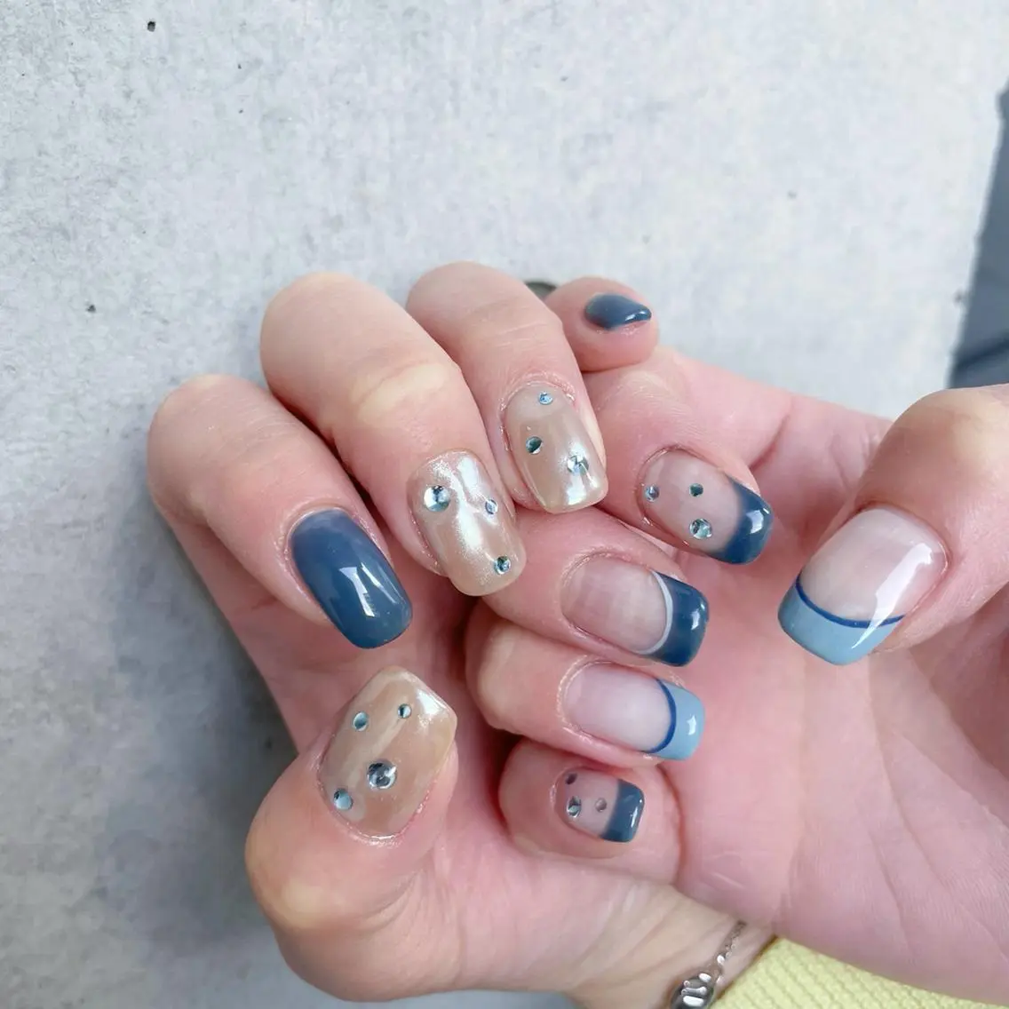 ネイル マツエク・マツパ アイブロウ ハンドネイル M. Shihoのネイルデザイン