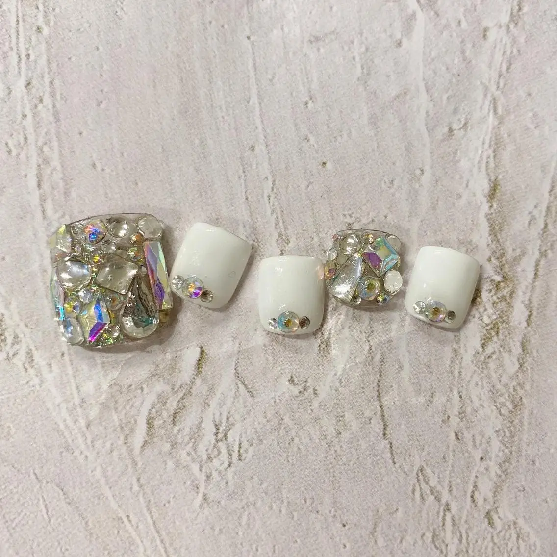 ネイル クリアネイル フットネイル 氷ネイル・うるうるネイル キラキラネイル 韓国ネイル mermooi nailのネイルデザイン