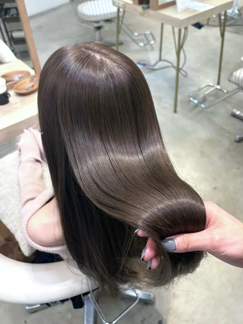 ロング Wカラー/グレージュ /ユウヤのヘアスタイル