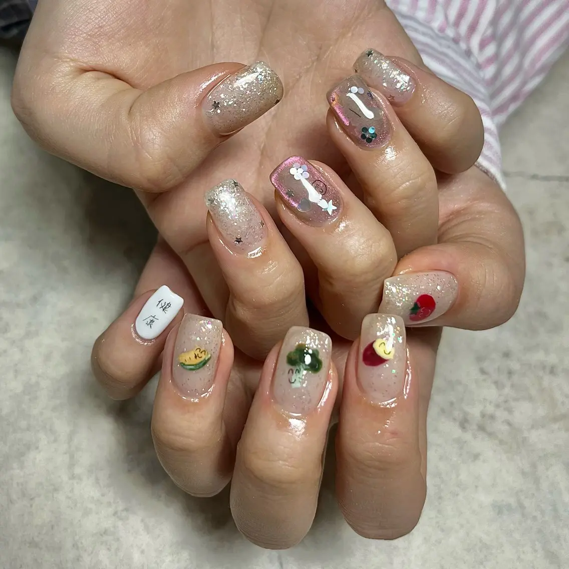 ネイル グリーン ハンドネイル vegh. nail／阿波座のネイルデザイン