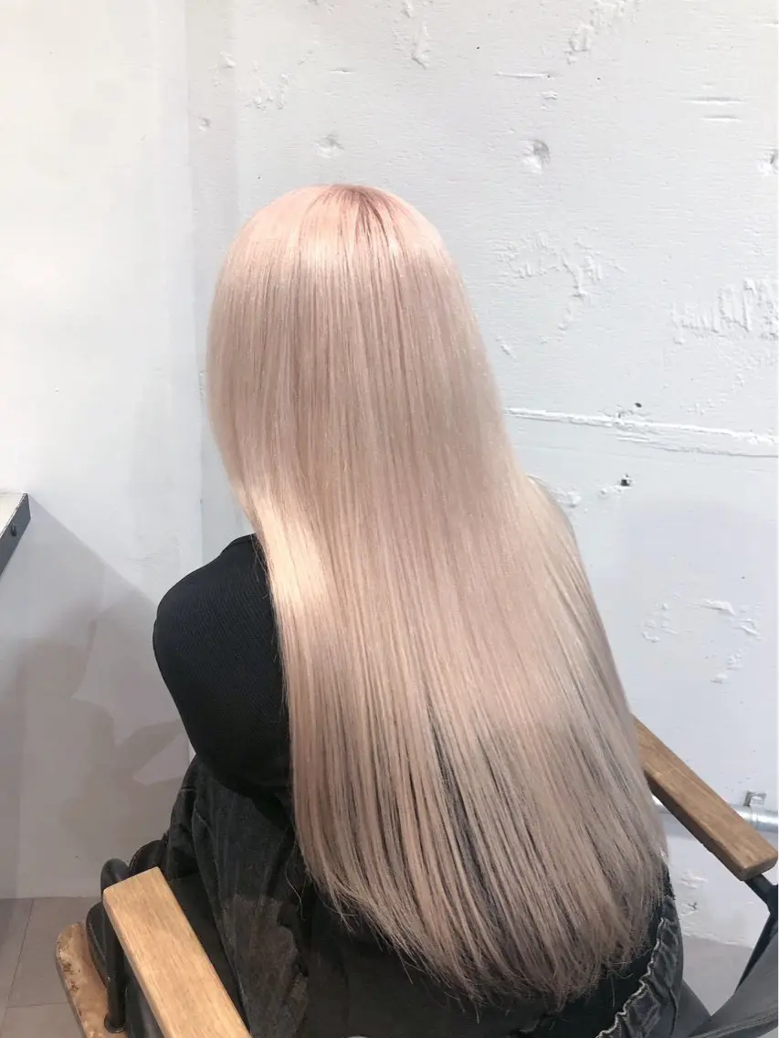 カラー ベージュカラー ピンクカラー ピンクベージュ ヘアカラー 松本 るりのヘアスタイル